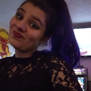 Meet your Posher, Randi